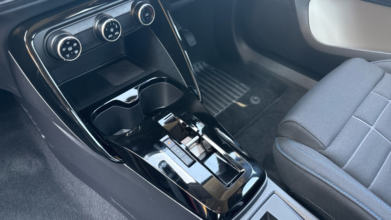 Citroen C3 83kW Plus 44kWh 5dr Auto Electric Hatchback